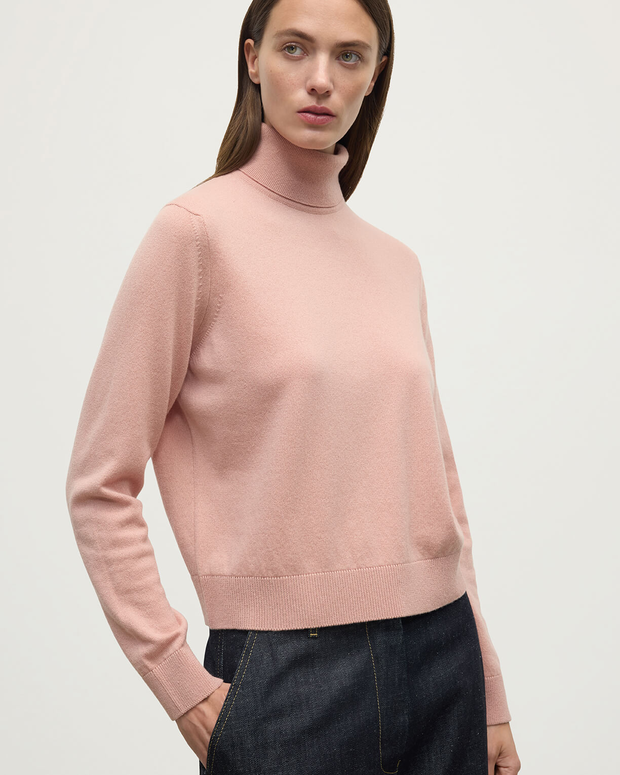 Johnstons of Elgin - Classic Cashmere Pink Roll Neck Jumper