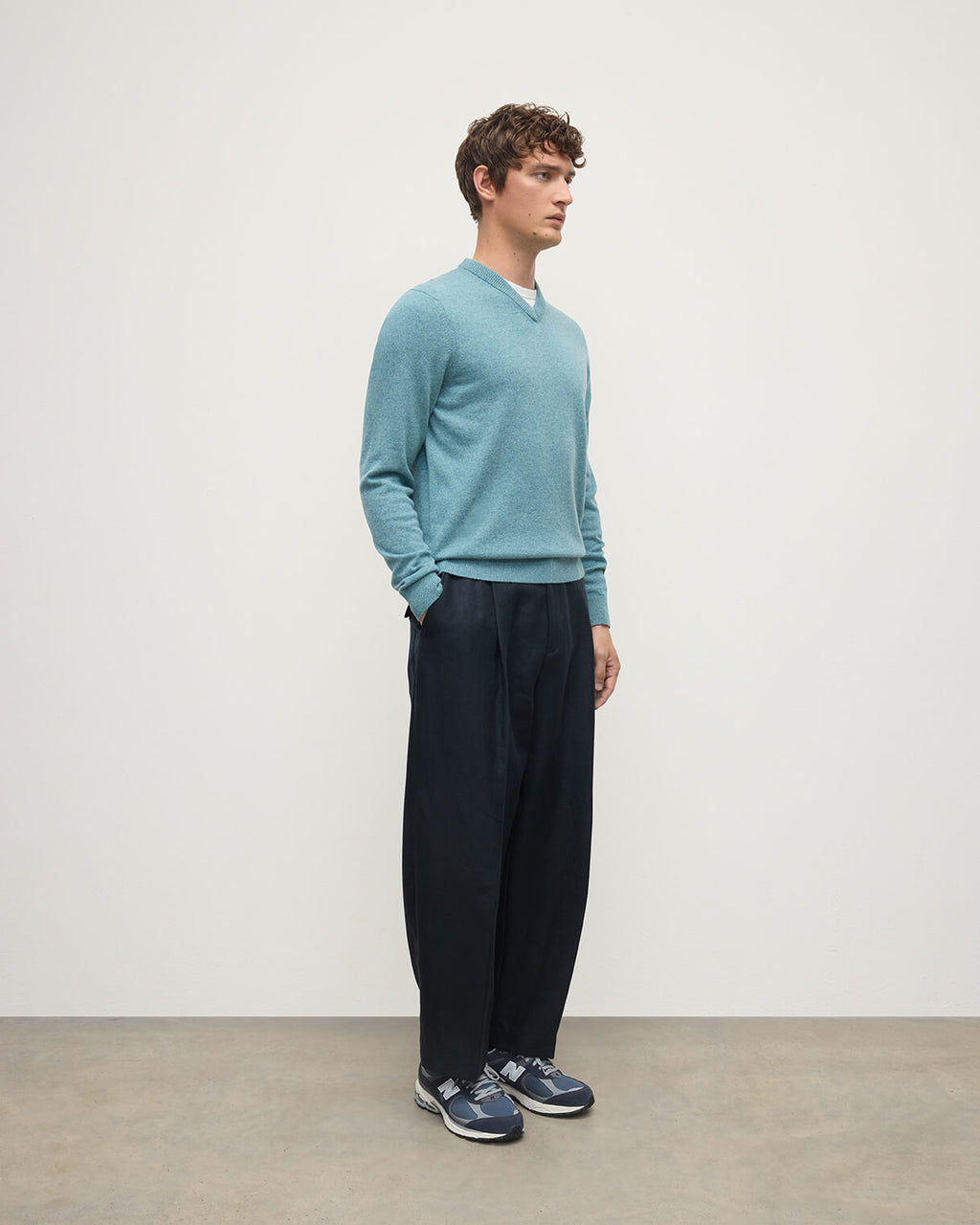Johnstons of Elgin - Rory Green Classic Cashmere V - Neck Jumper