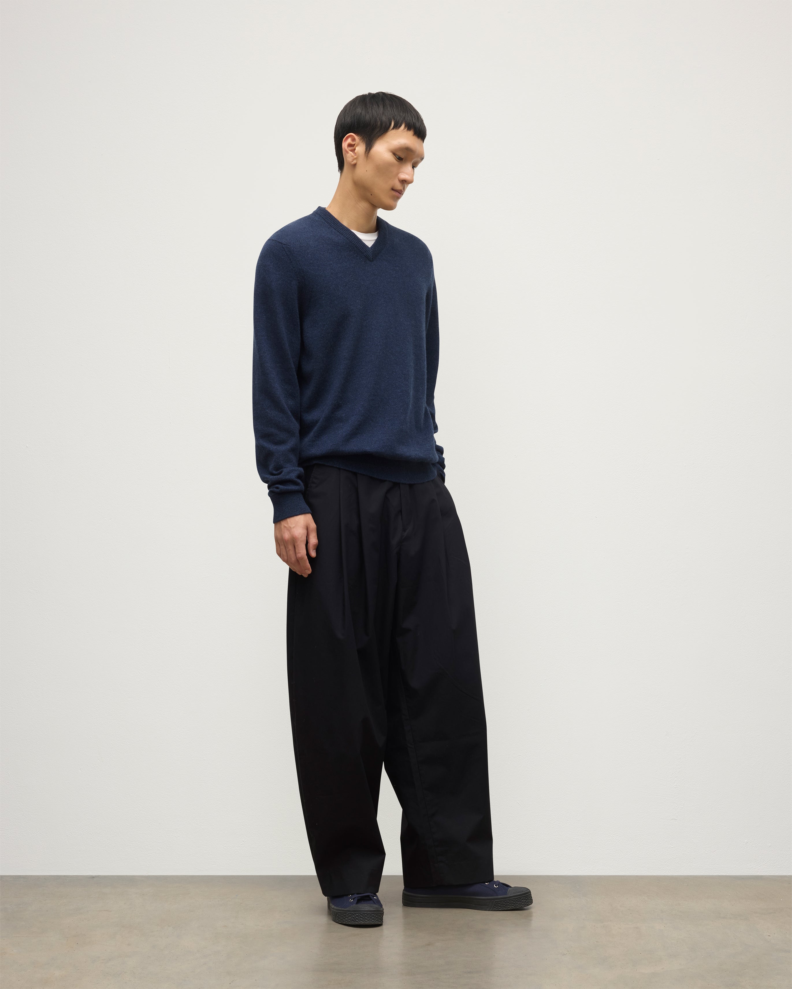 Johnstons of Elgin - Rory Navy Classic Cashmere V - Neck Jumper