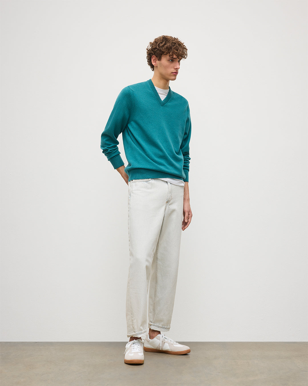 Johnstons of Elgin - Rory Green Classic Cashmere V - Neck Jumper