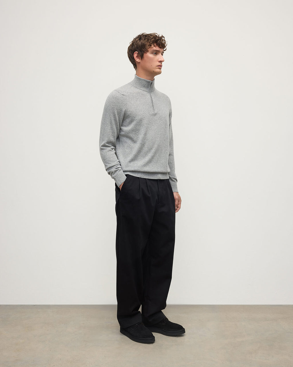 Johnstons of Elgin - Classic Cashmere Light Grey Zip Neck Jumper