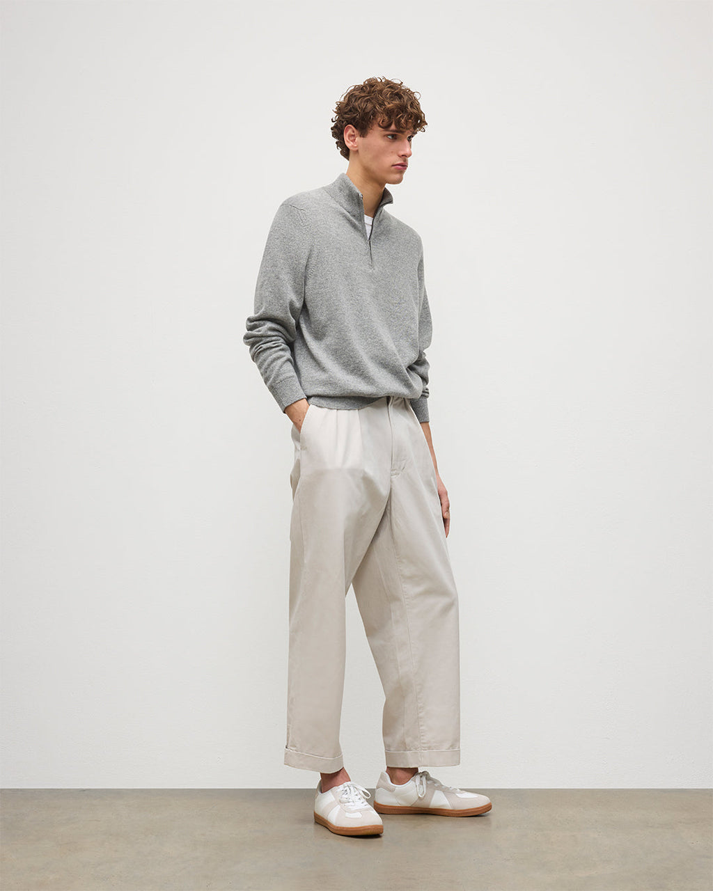 Johnstons of Elgin - Rory Grey Classic Cashmere Zip Neck Jumper