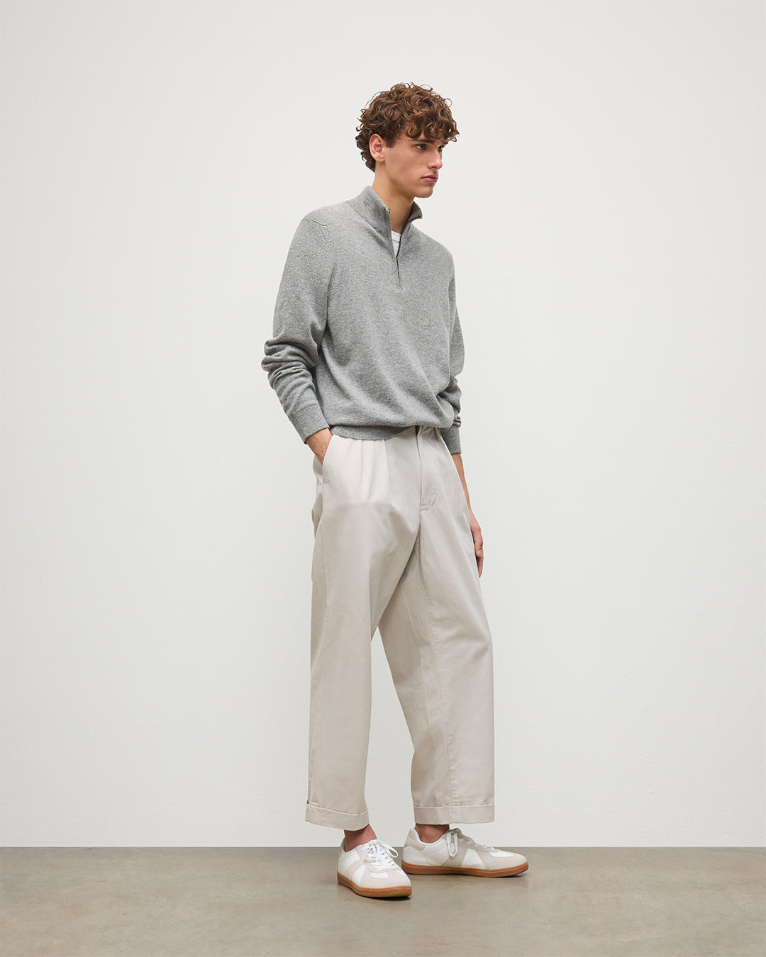 Johnstons of Elgin - Rory Grey Classic Cashmere Zip Neck Jumper