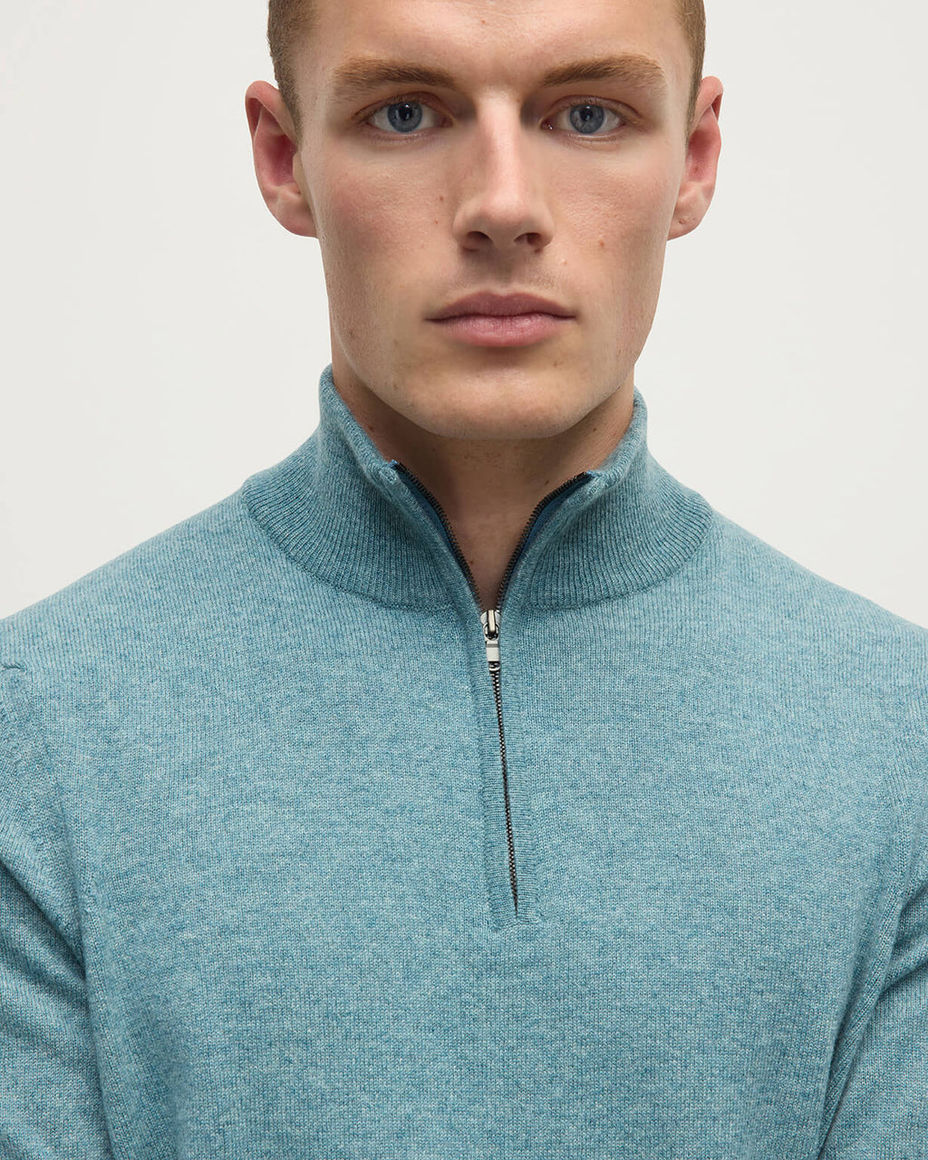 Johnstons of Elgin - Classic Cashmere Green Zip Neck Jumper