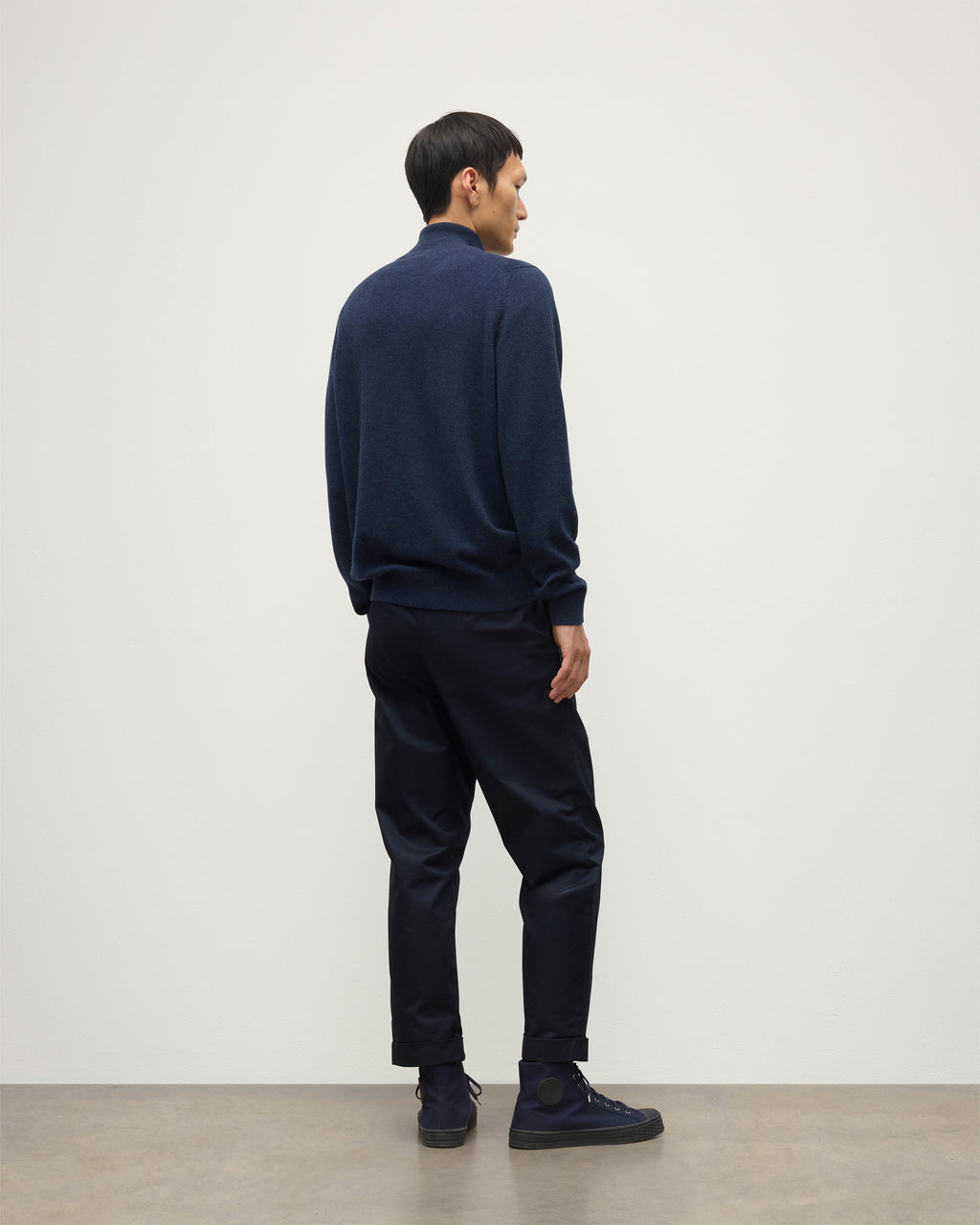 Johnstons of Elgin - Rory Navy Classic Cashmere Zip Neck Jumper