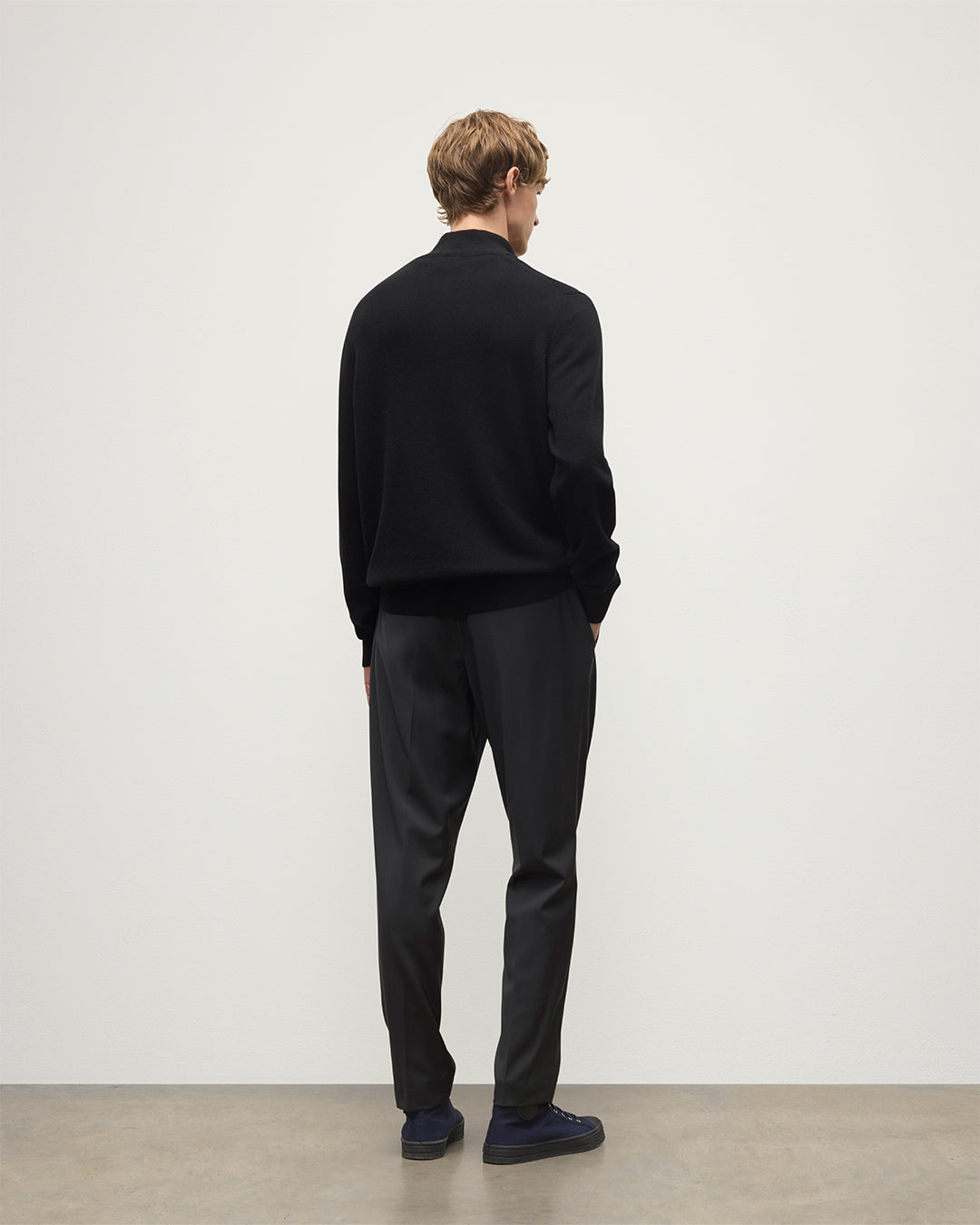 Johnstons of Elgin - Rory Cashmere Classic Black Zip Neck Jumper
