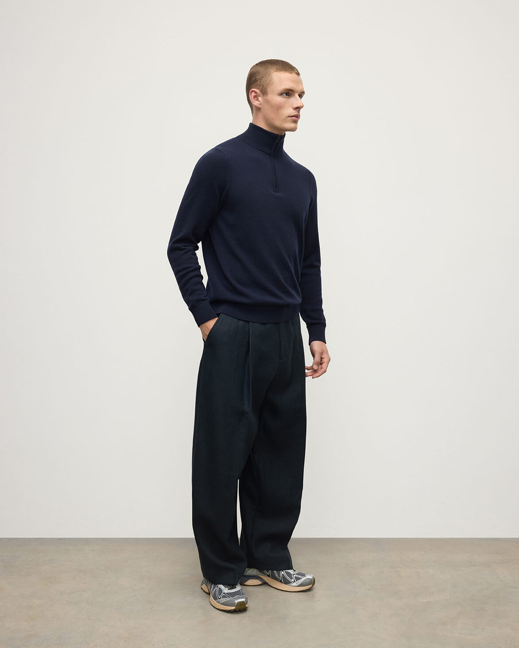 Johnstons of Elgin - Classic Cashmere Dark Navy Zip Neck Jumper