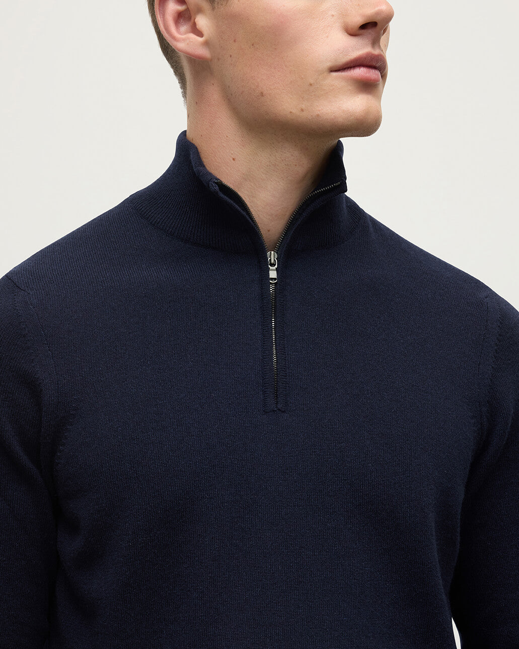 Johnstons of Elgin - Classic Cashmere Dark Navy Zip Neck Jumper