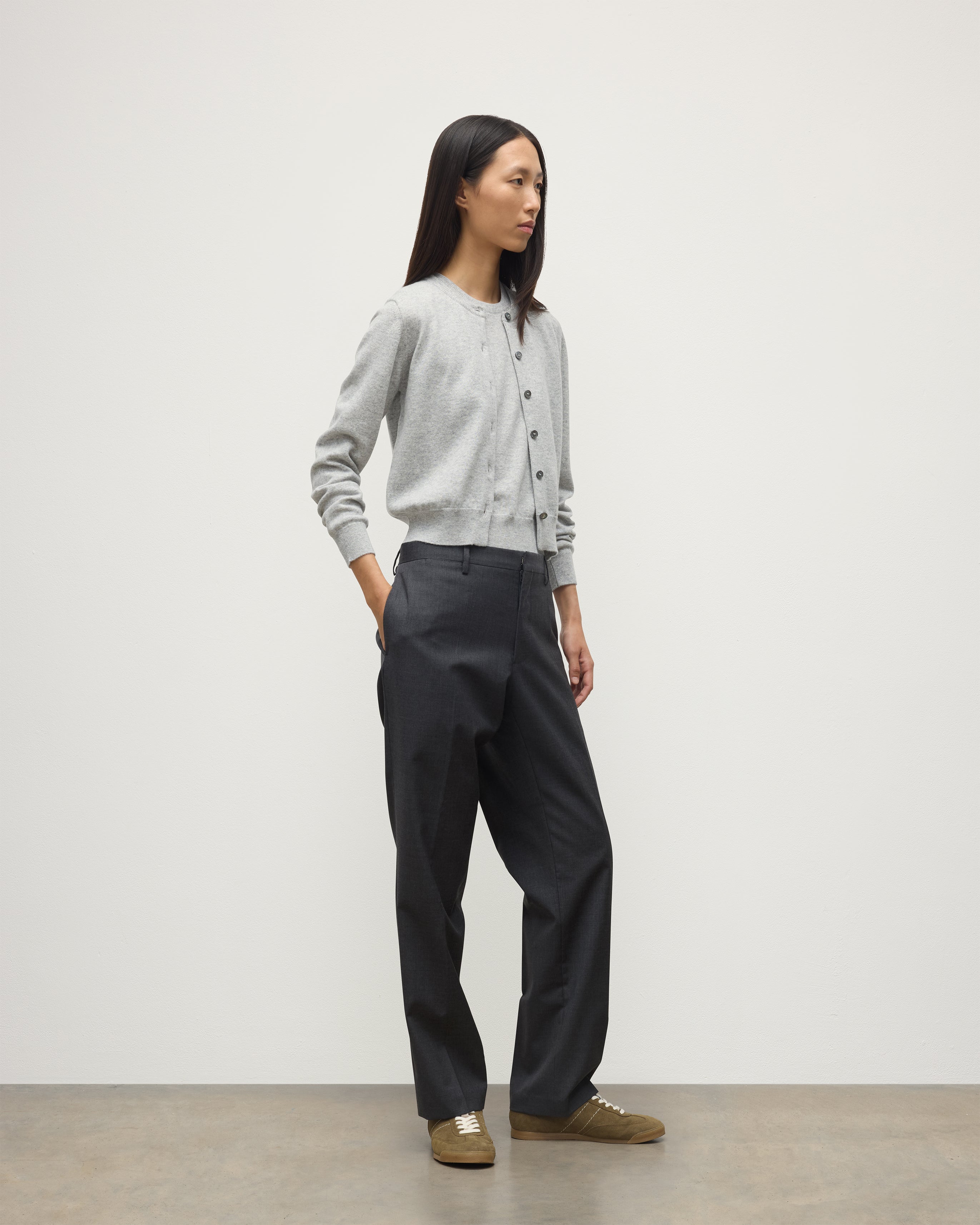 Johnstons of Elgin - Iris Pale Grey Classic Cashmere Cardigan