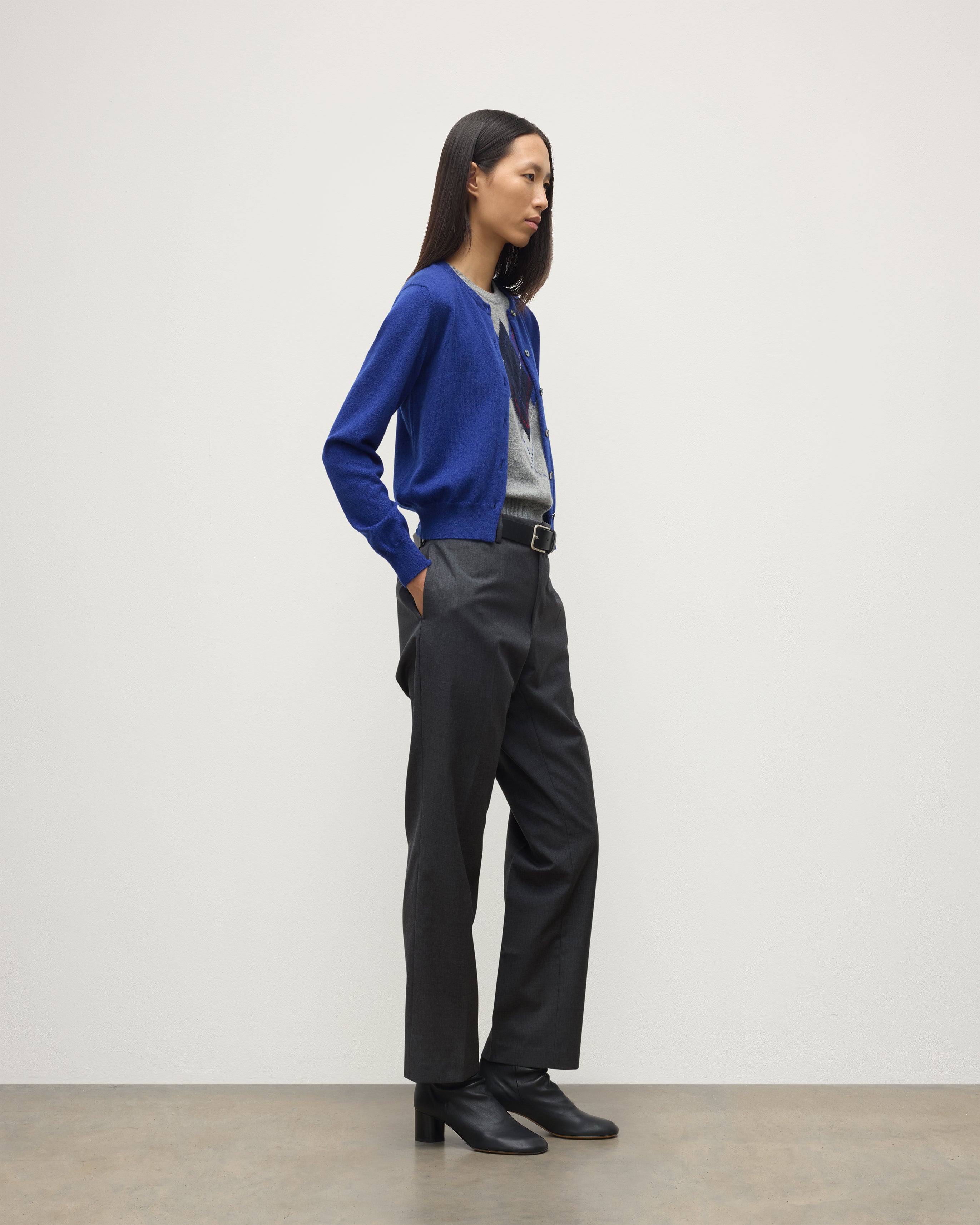 Johnstons of Elgin - Iris Blue Classic Cashmere Cardigan