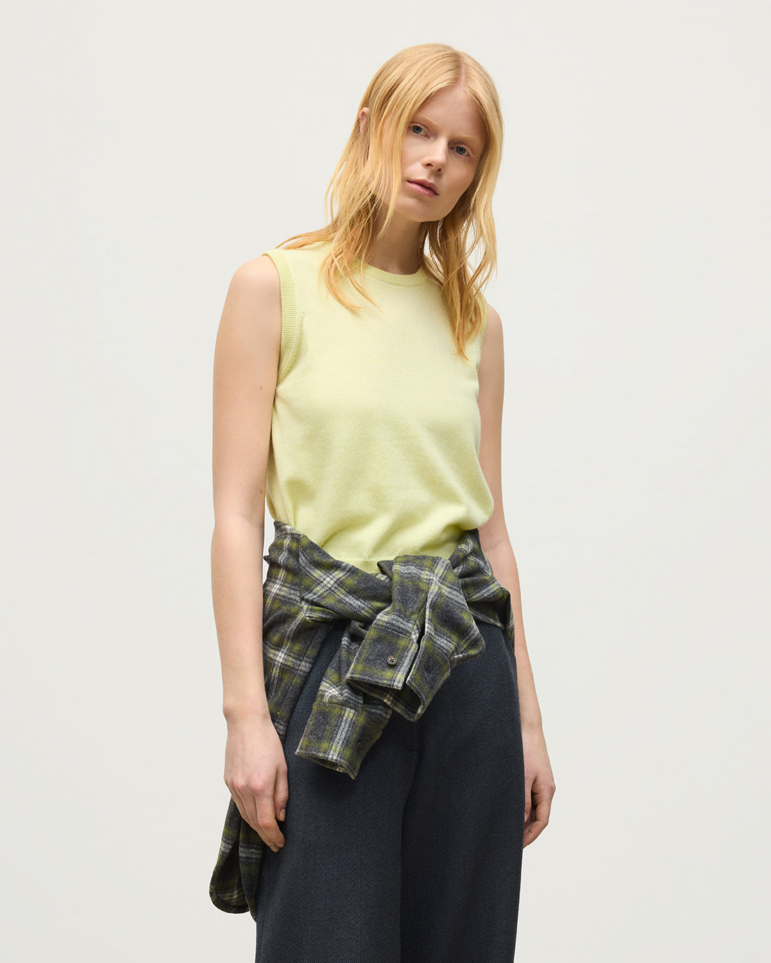 Johnstons of Elgin - Iris Classic Yellow Cashmere Tank