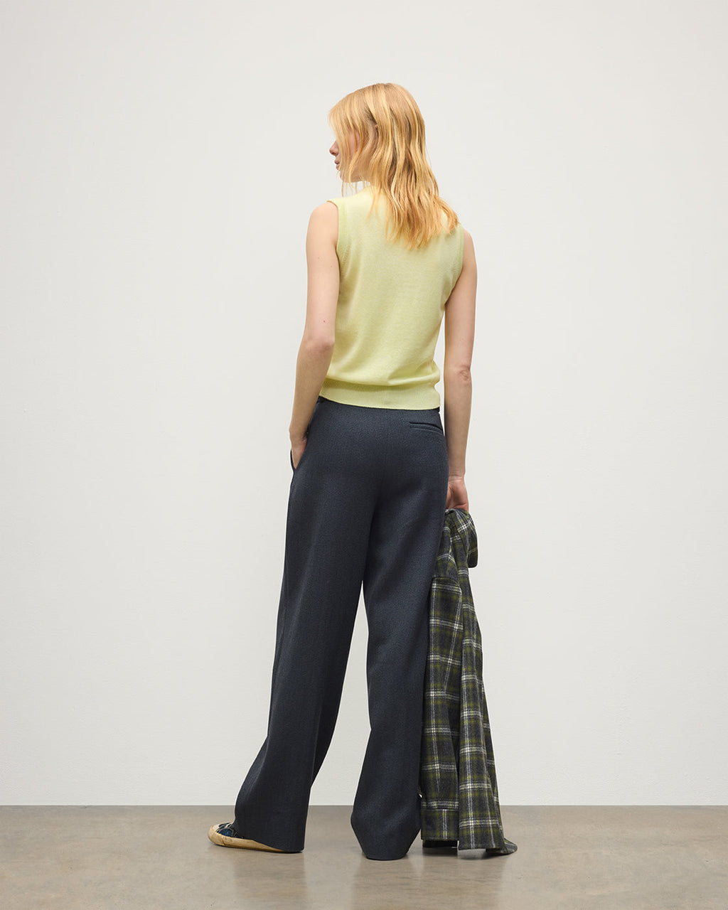 Johnstons of Elgin - Iris Classic Yellow Cashmere Tank