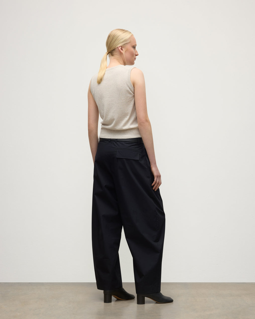 Johnstons of Elgin - Iris Natural Classic Cashmere Tank