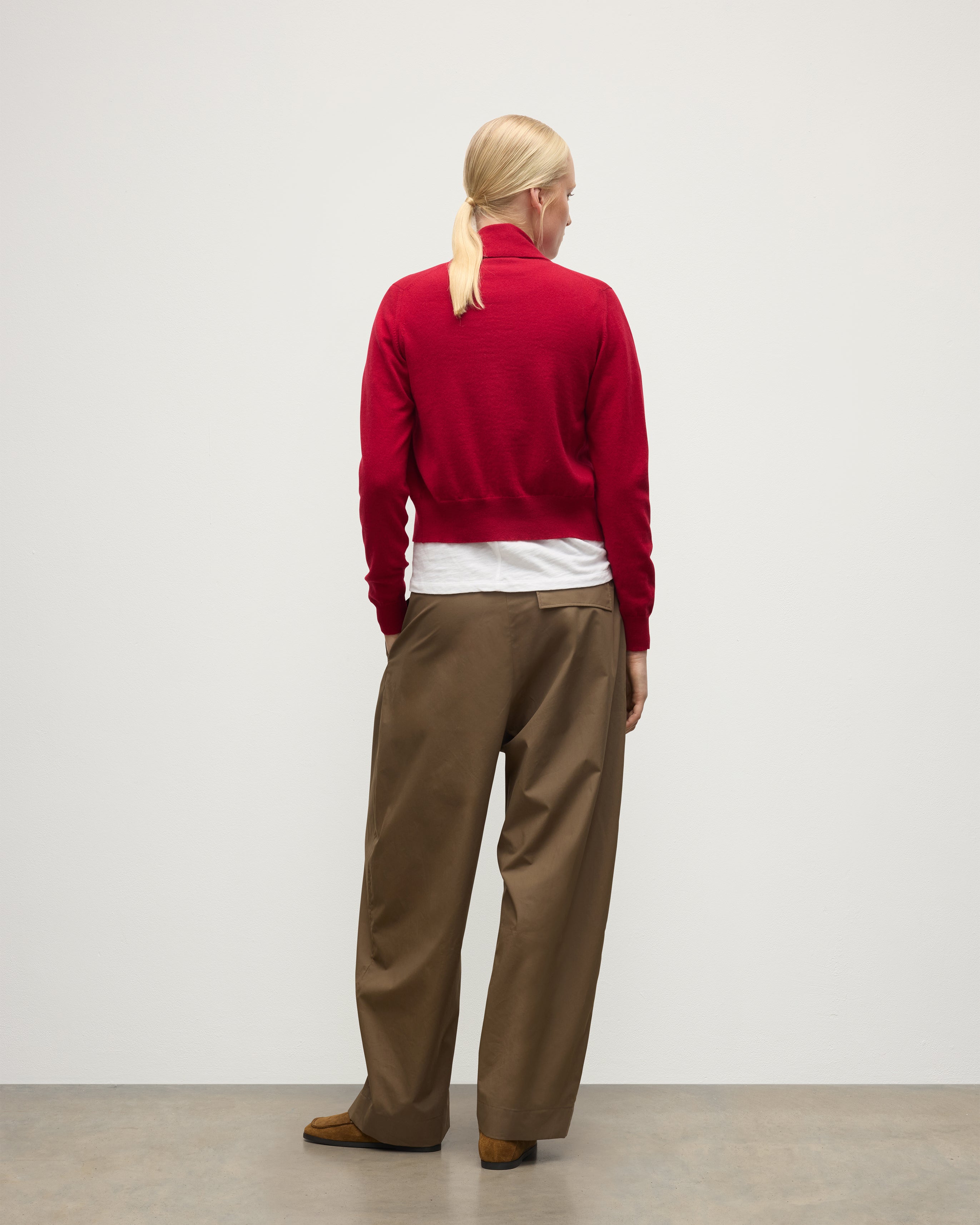 Johnstons of Elgin - Crathie Red Shawl Cashmere Cardigan