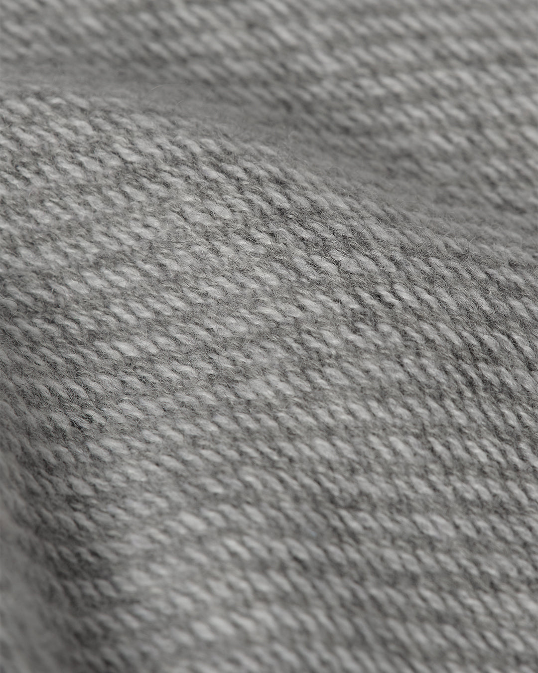 Johnstons of Elgin - Liddell Grey Cashmere Sweatshirt