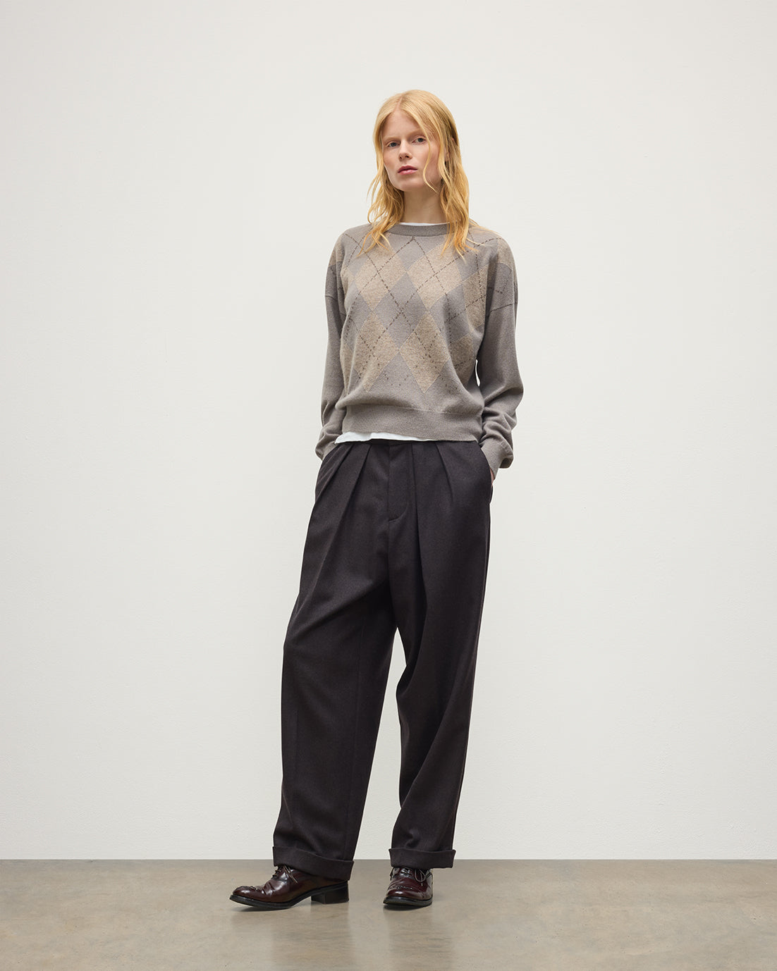 Johnstons of Elgin - Clan Grey Argyle Cashmere Jumper