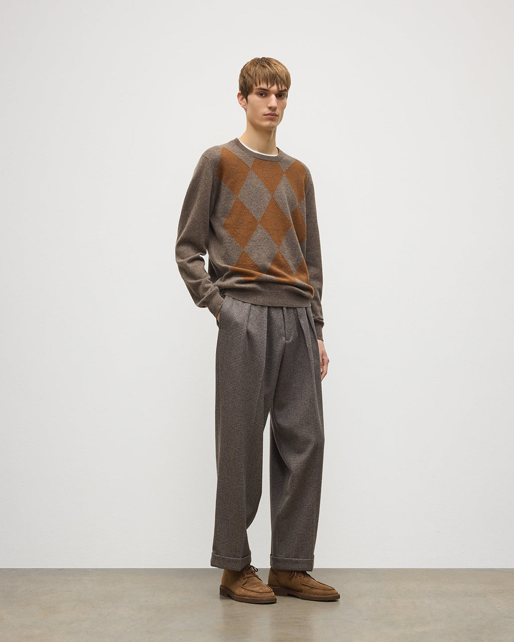 Johnstons of Elgin - Argyll Brown Cashmere Jumper