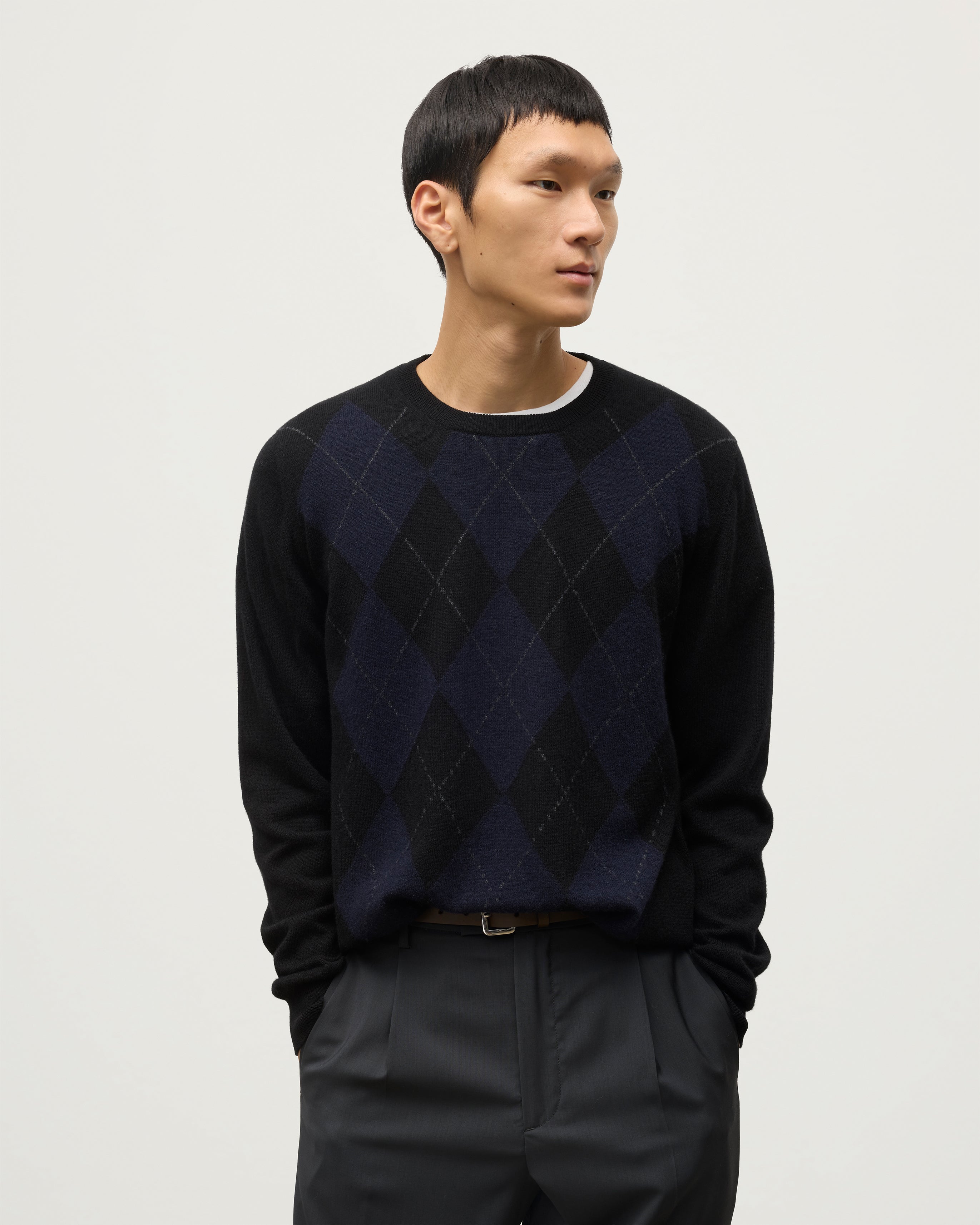 Johnstons of Elgin - Argyll Black Cashmere Jumper