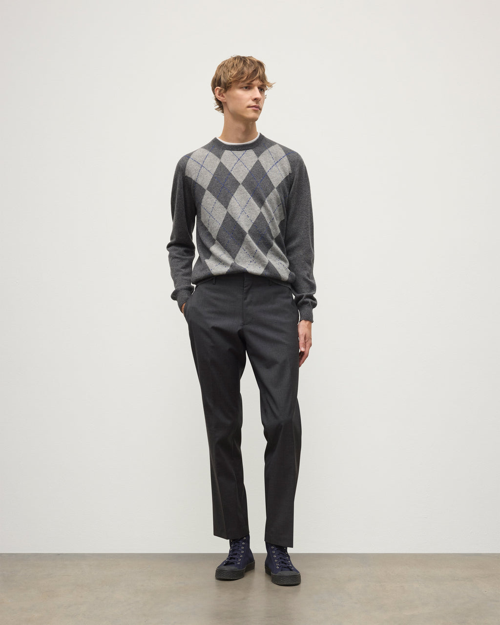 Johnstons of Elgin - Argyll Mid Grey Cashmere Jumper