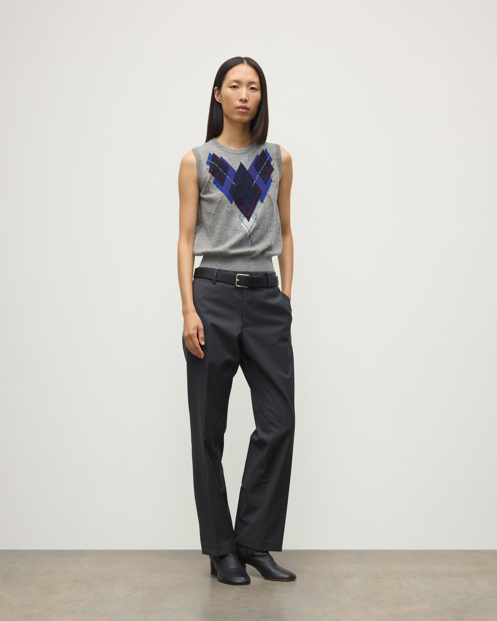Johnstons of Elgin - Le Jabots Grey Cashmere Tank