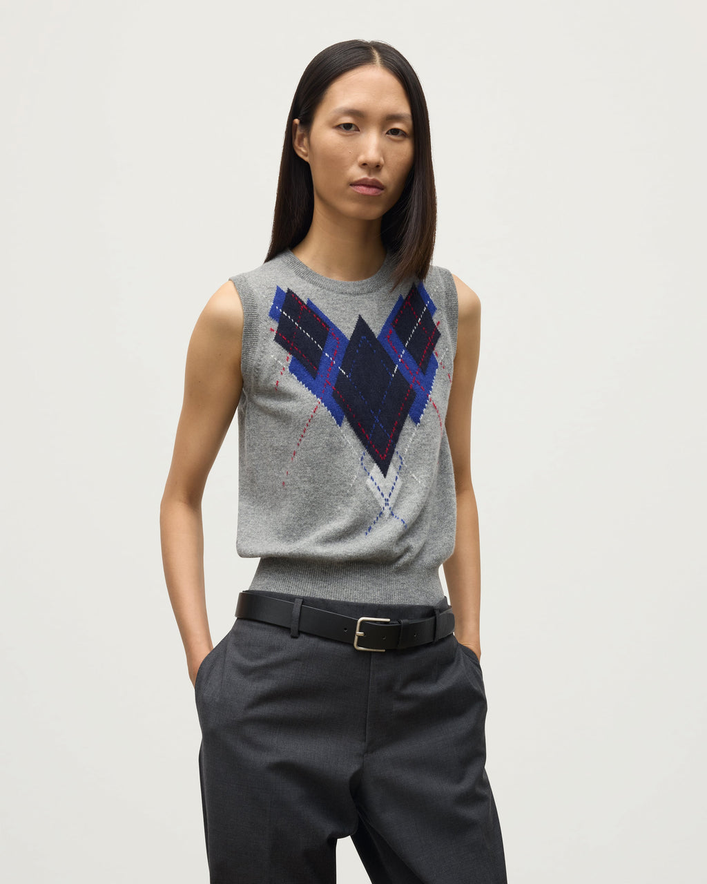 Johnstons of Elgin - Le Jabots Grey Cashmere Tank