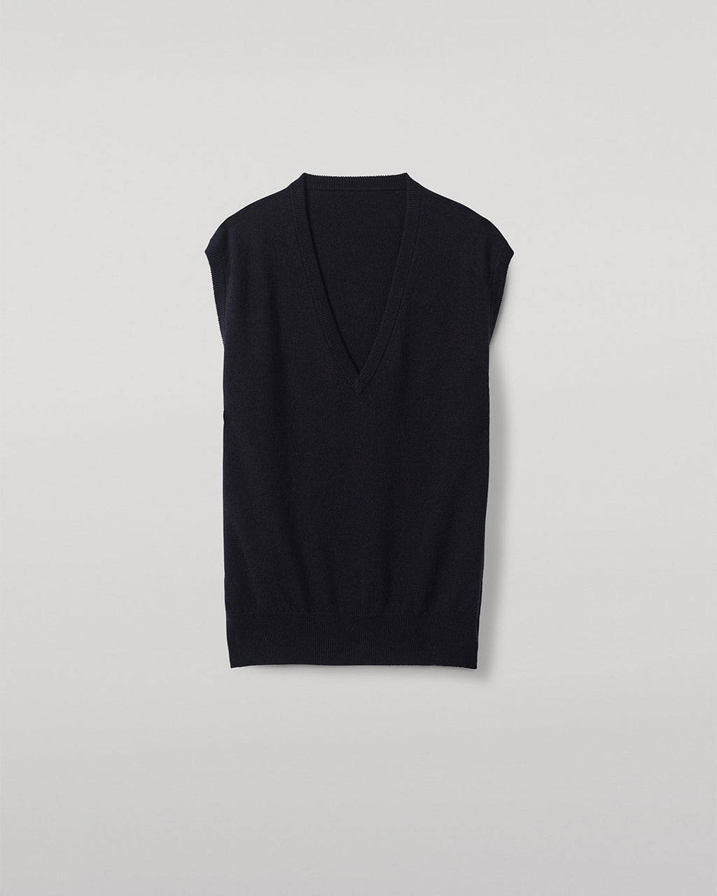 Johnstons of Elgin - Tilda Dark Navy Cashmere Tank