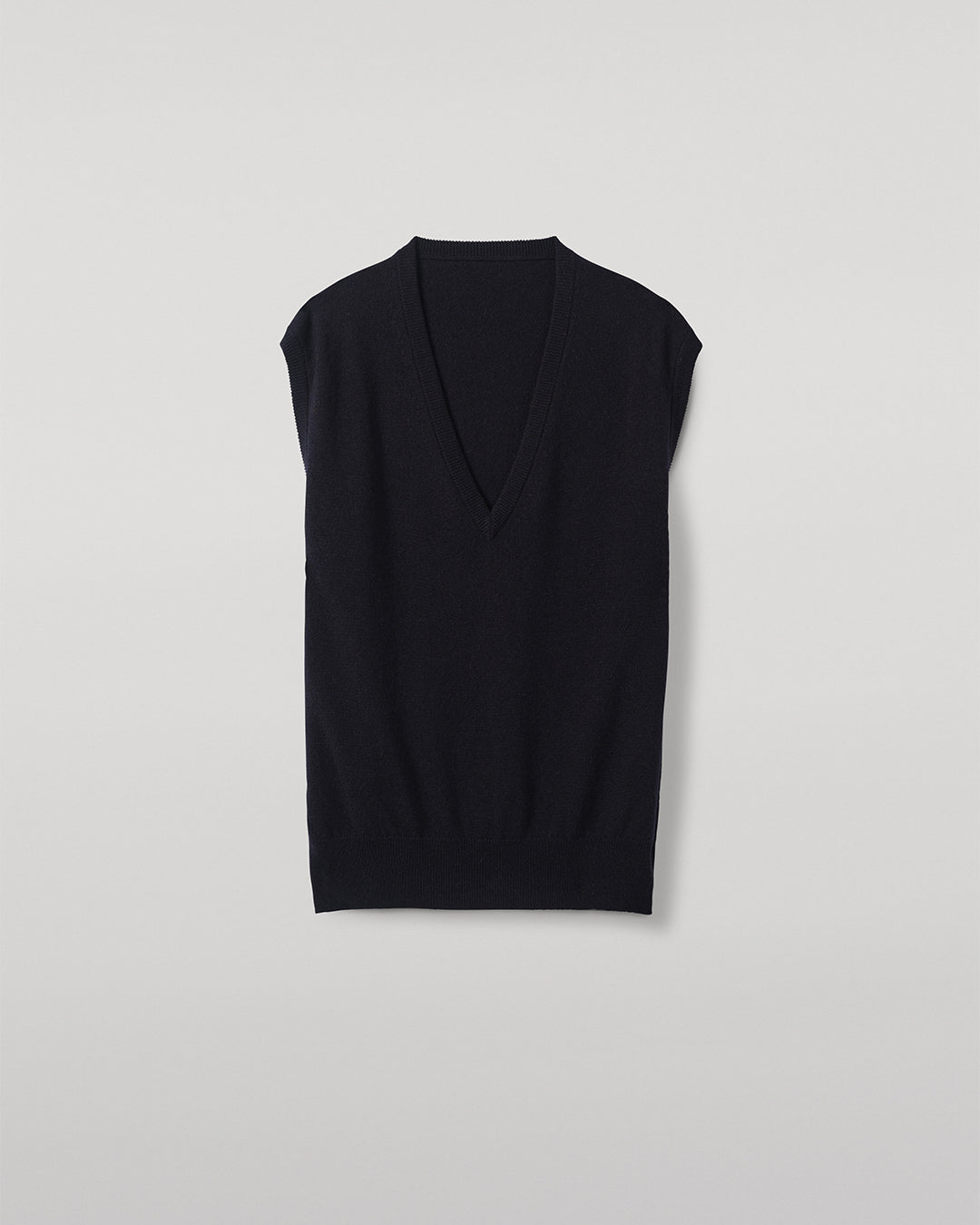 Johnstons of Elgin - Tilda Dark Navy Cashmere Tank