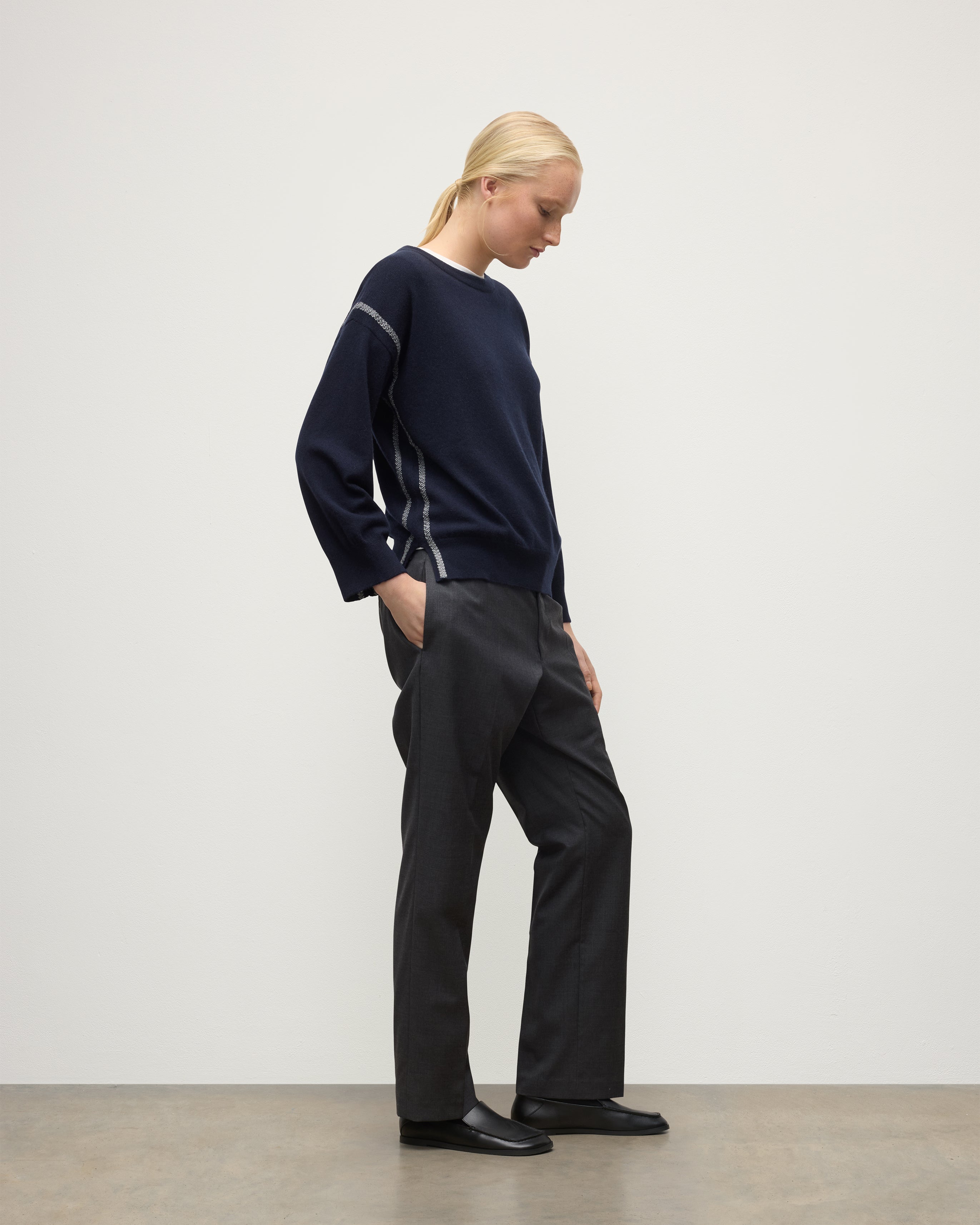 Johnstons of Elgin - Tilda Dark Navy Cashmere Jumper