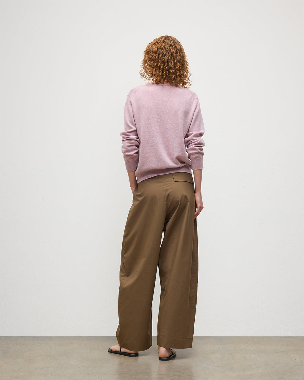 Johnstons of Elgin - Lunan Light Pink Classic V Neck Jumper