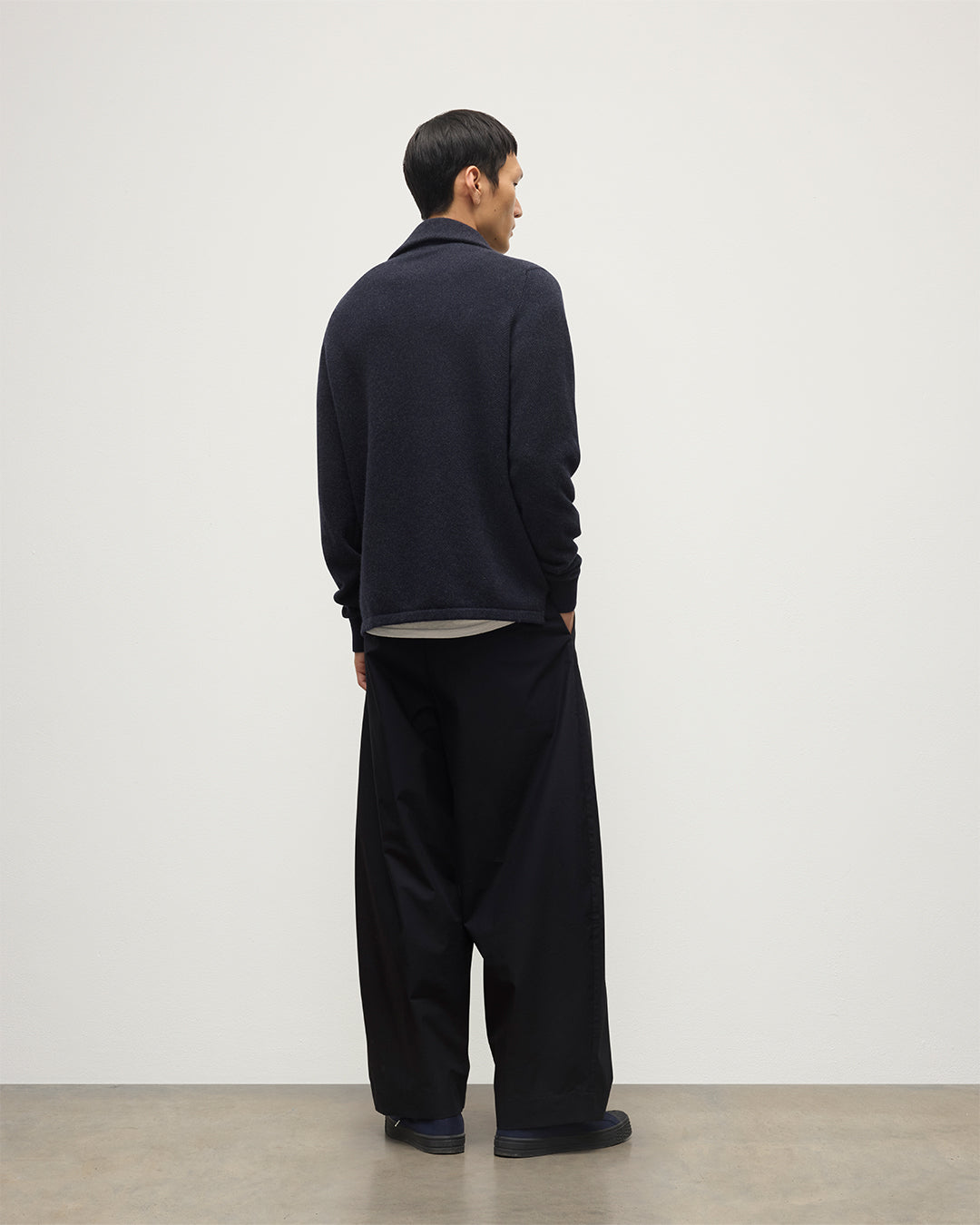 Johnstons of Elgin - Tweel Navy & Grey Cashmere Half Zip Jumper