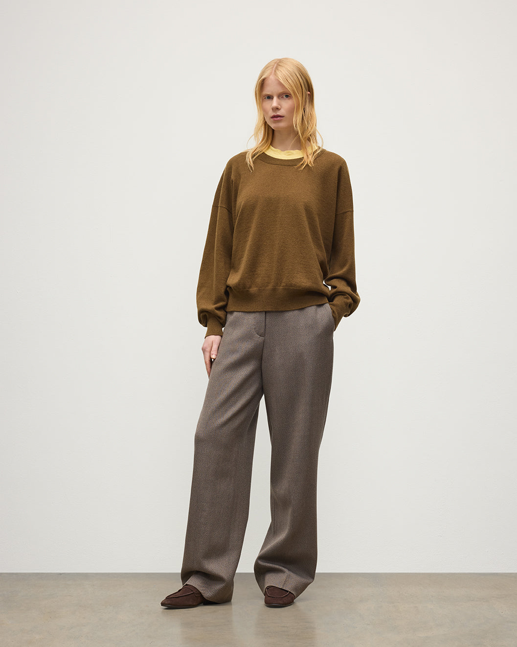 Johnstons of Elgin - Jessie Back Split Green Cashmere Jumper