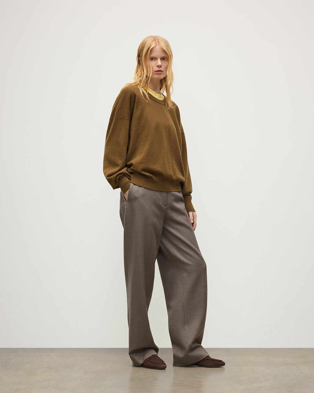 Johnstons of Elgin - Jessie Back Split Green Cashmere Jumper