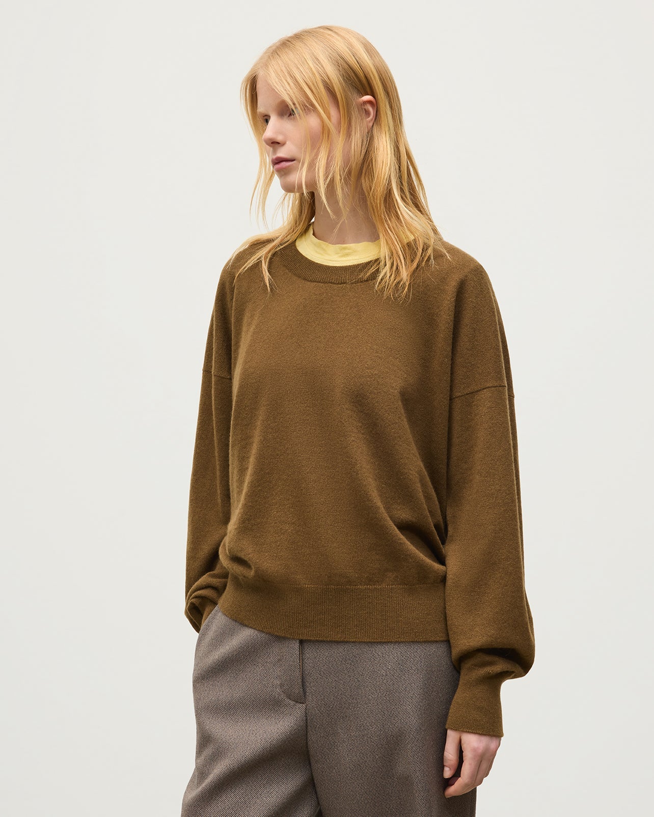 Johnstons of Elgin - Jessie Back Split Green Cashmere Jumper