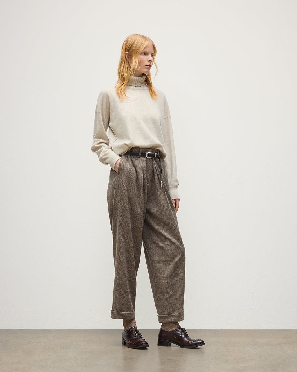 Johnstons of Elgin - Jessie Roll Neck Natural Cashmere Jumper