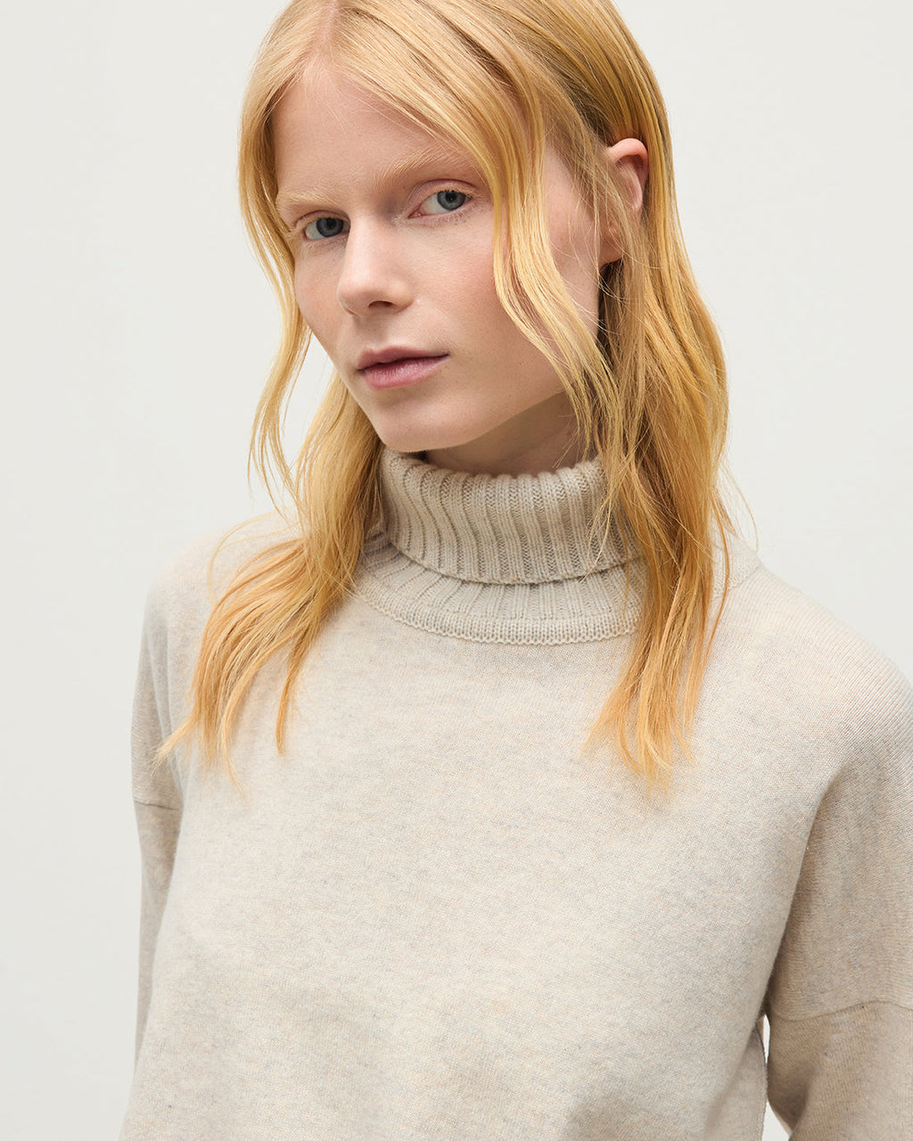 Johnstons of Elgin - Jessie Roll Neck Natural Cashmere Jumper