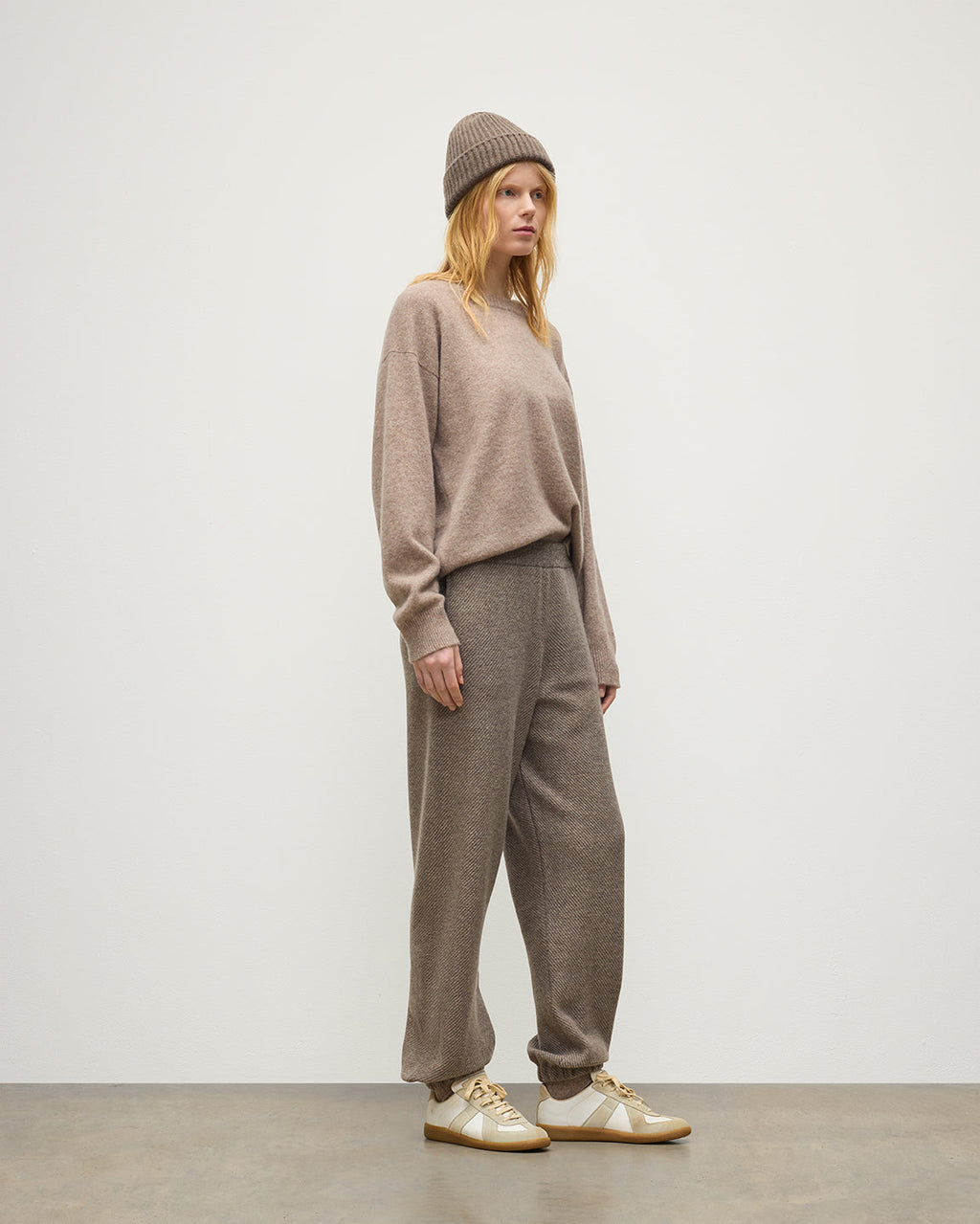 Johnstons of Elgin - Reel Brown Cashmere Trousers