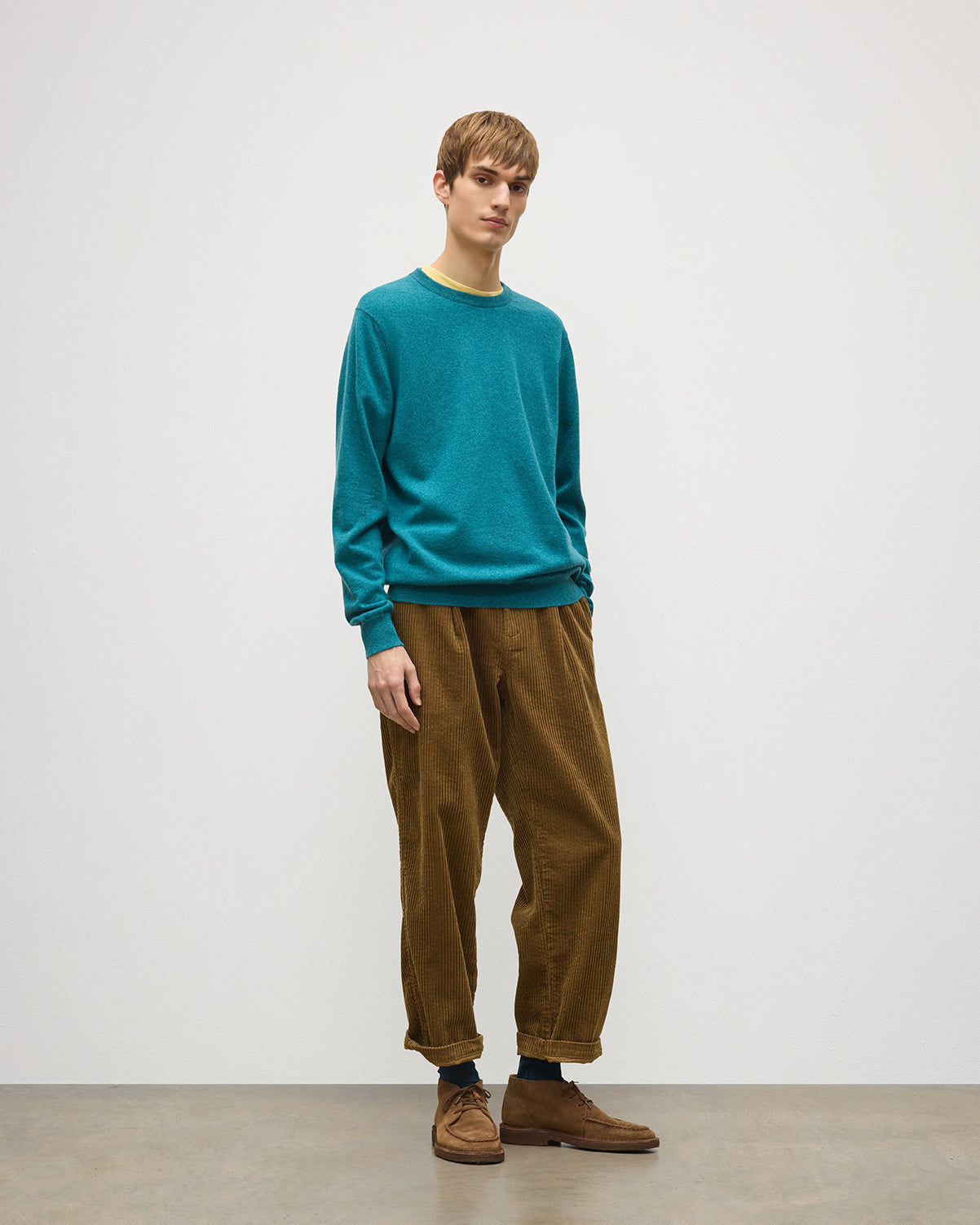 Johnstons of Elgin - Reuben Green Cashmere Crew Jumper