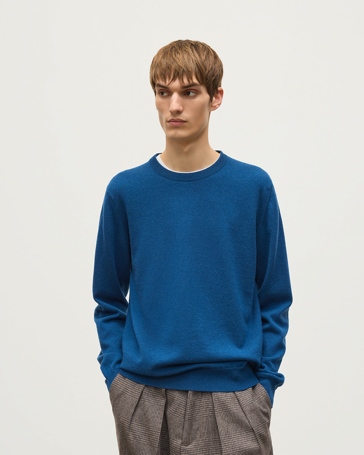 Johnstons of Elgin - Reuben Blue Cashmere Crew Jumper