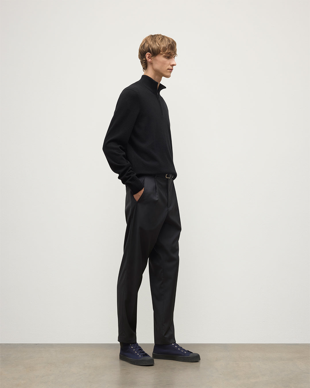 Johnstons of Elgin - Rory Cashmere Classic Black Zip Neck Jumper