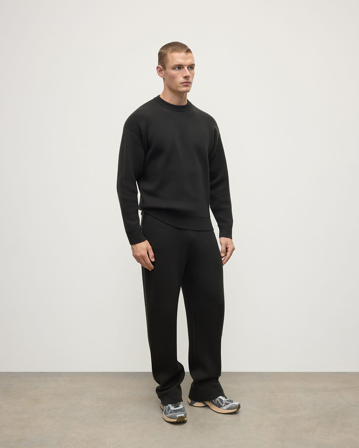 Johnstons of Elgin - Double Faced Dark Grey Tapered Joggers