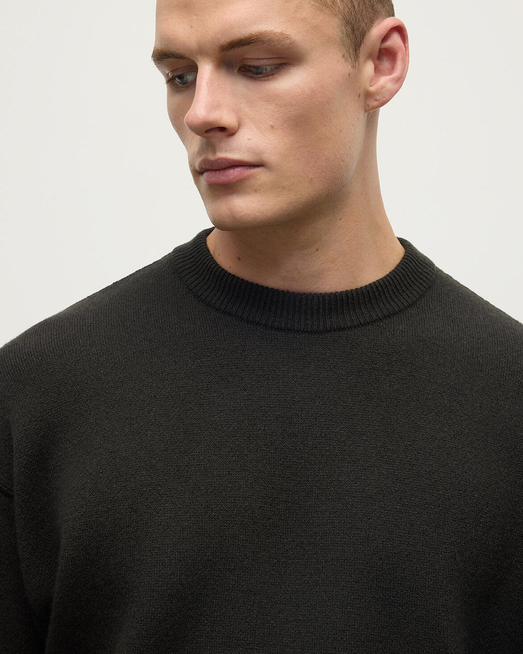 Johnstons of Elgin - Double Faced Dark Grey Sweatshirt