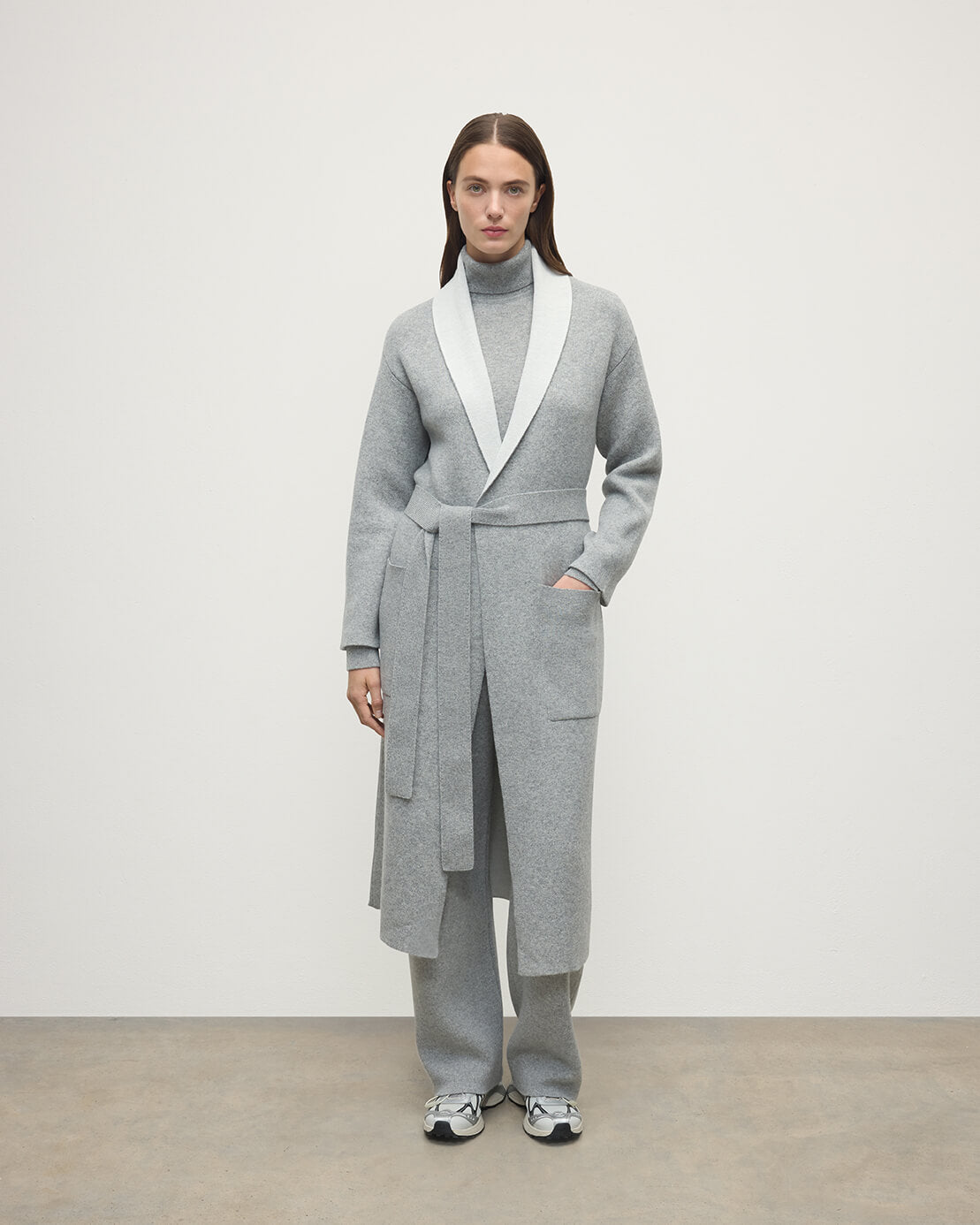 Johnstons of Elgin - Double - Face Light Grey Cardigan