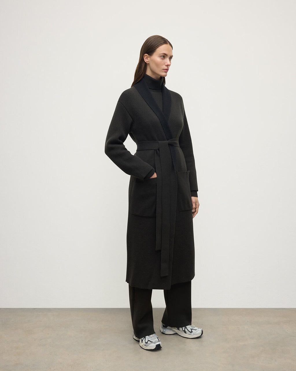 Johnstons of Elgin - Double - Face Dark Grey Cardigan