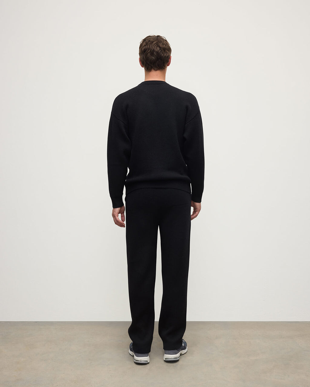 Johnstons of Elgin - Double Faced Black Sweatshirt