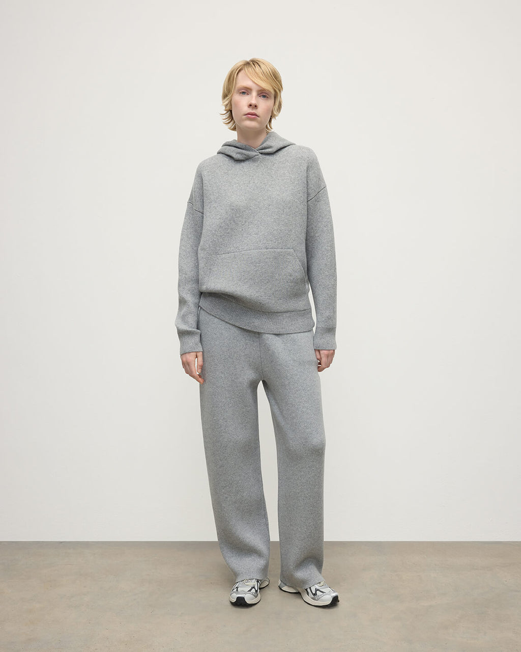Johnstons of Elgin - Double - Face Light Grey Joggers