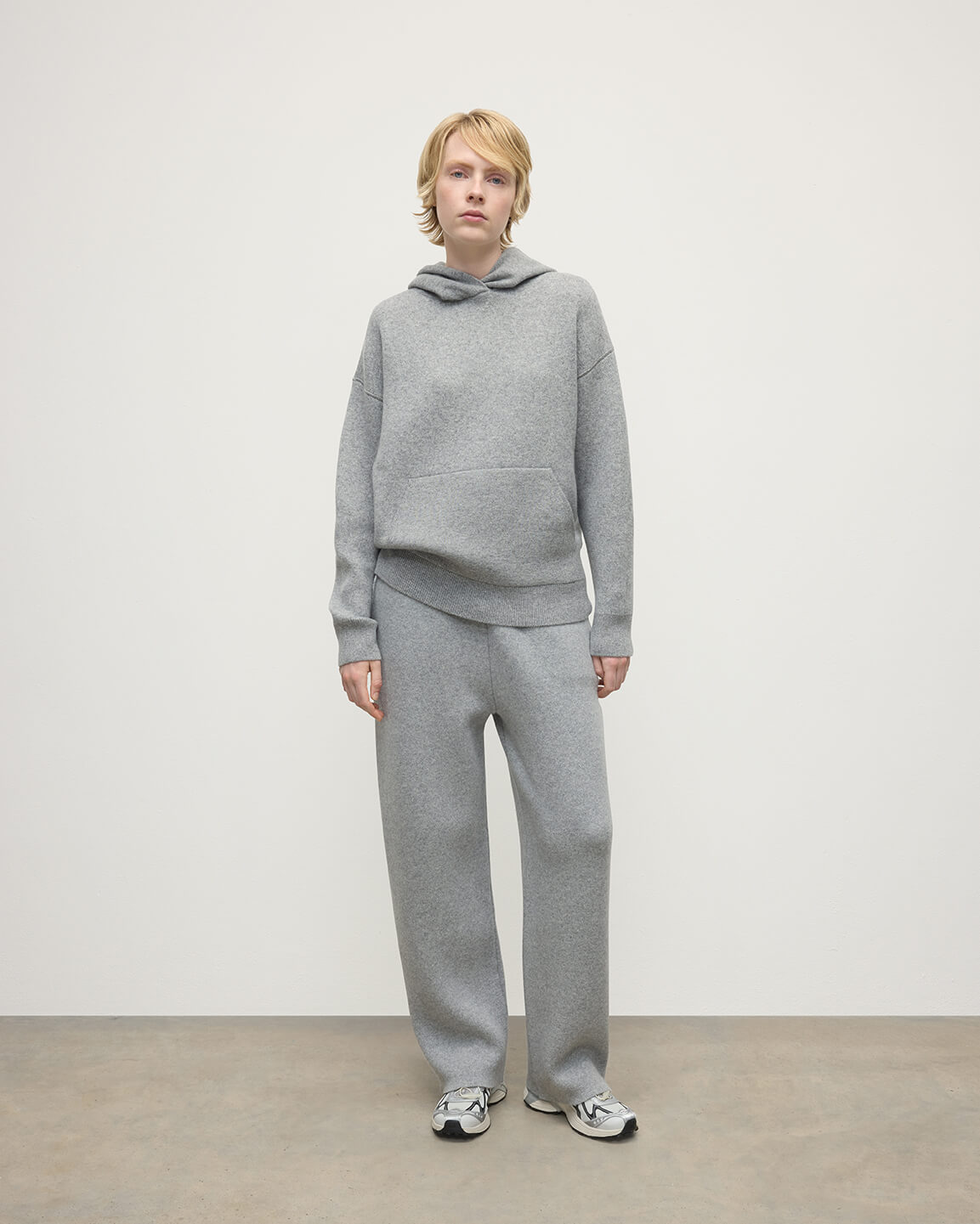 Johnstons of Elgin - Double - Face Light Grey Joggers