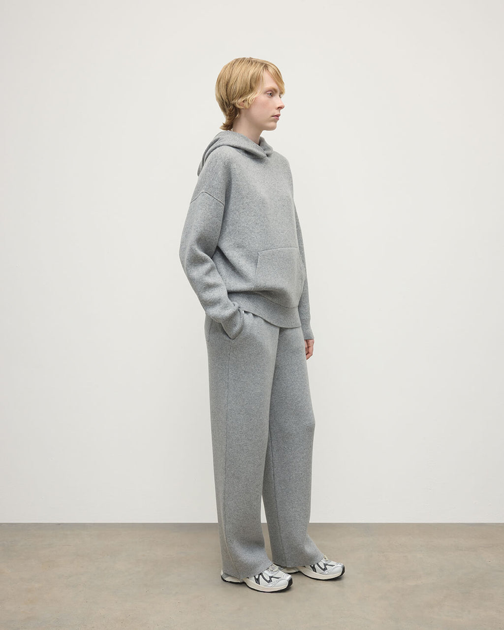 Johnstons of Elgin - Double - Face Light Grey Joggers