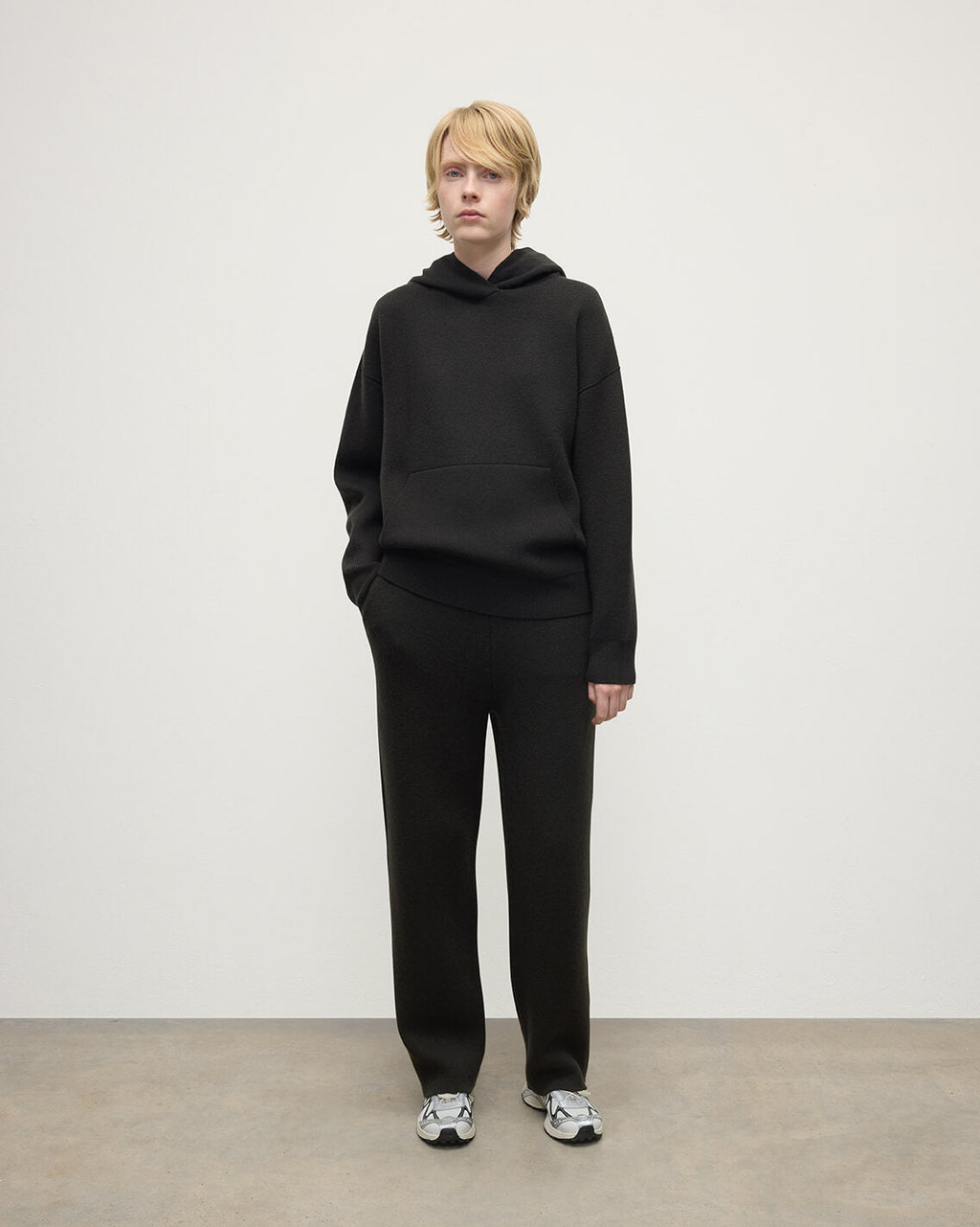 Johnstons of Elgin - Double - Face Black Cashmere Hoodie