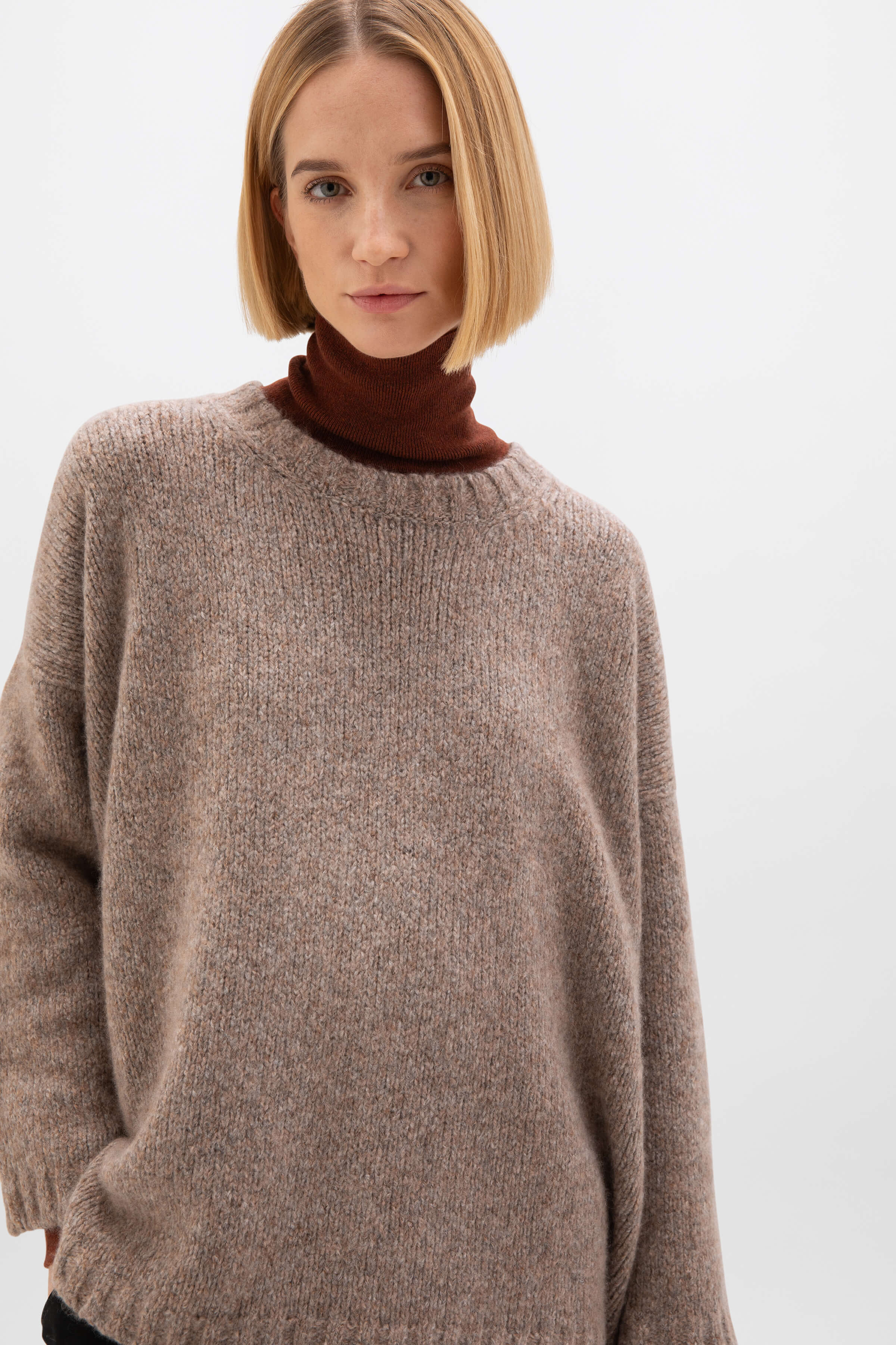 Johnstons of Elgin - Brown Cashmere Silk Bouclé Jumper