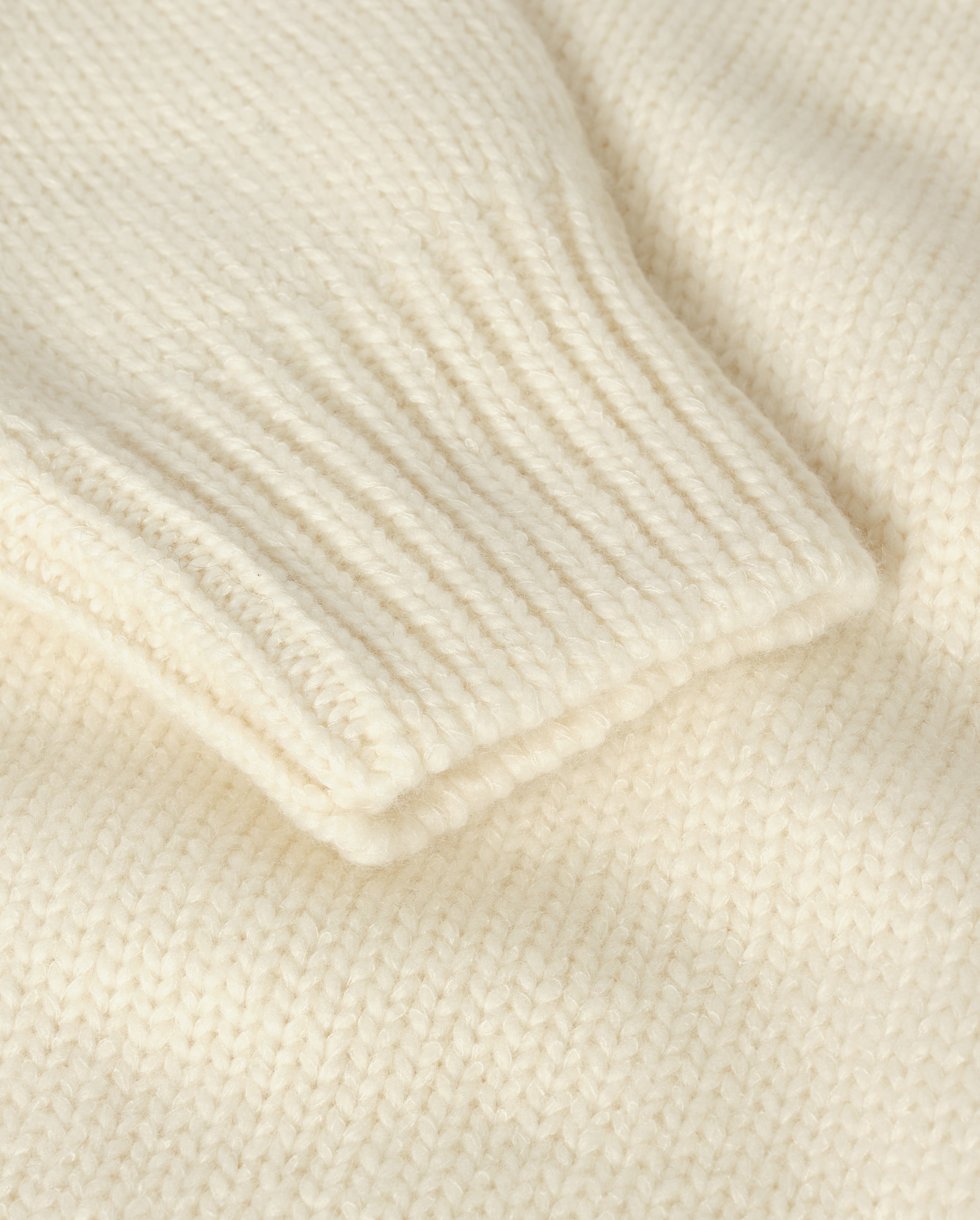 Johnstons of Elgin - Bay White Marl Cashmere & Cotton Jumper